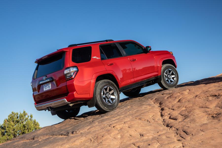  Toyota 4Runner TRD Off-Road (N280) 2019 года  (фото 6 из 9)